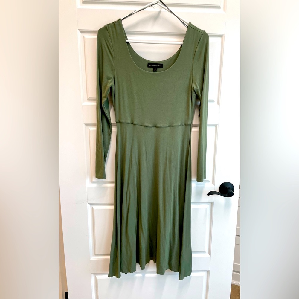 Banana Republic Scoop-Neck Knit Dress